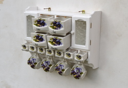 Police bílá - macešky