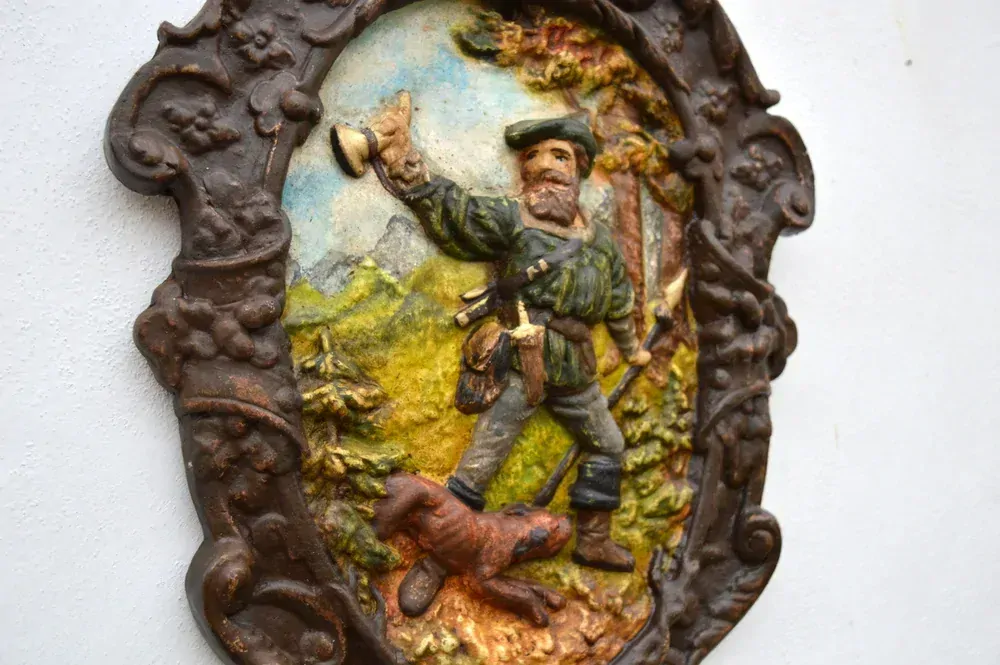 Svatý Hubert - myslivecký motiv - plastika výška 44 cm
