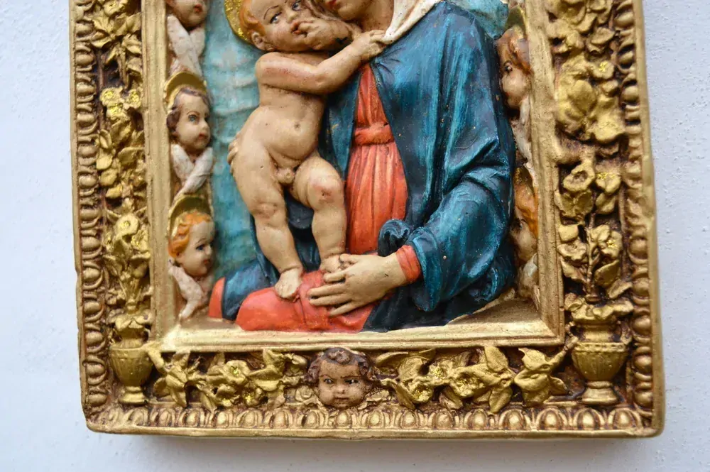 Reliéf panna Marie s Jezuletem a 10 Cherubínů, barevná, výška - 27 cm