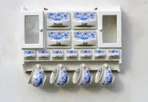 Dřevěná police velká s kořenky - motiv cibulák