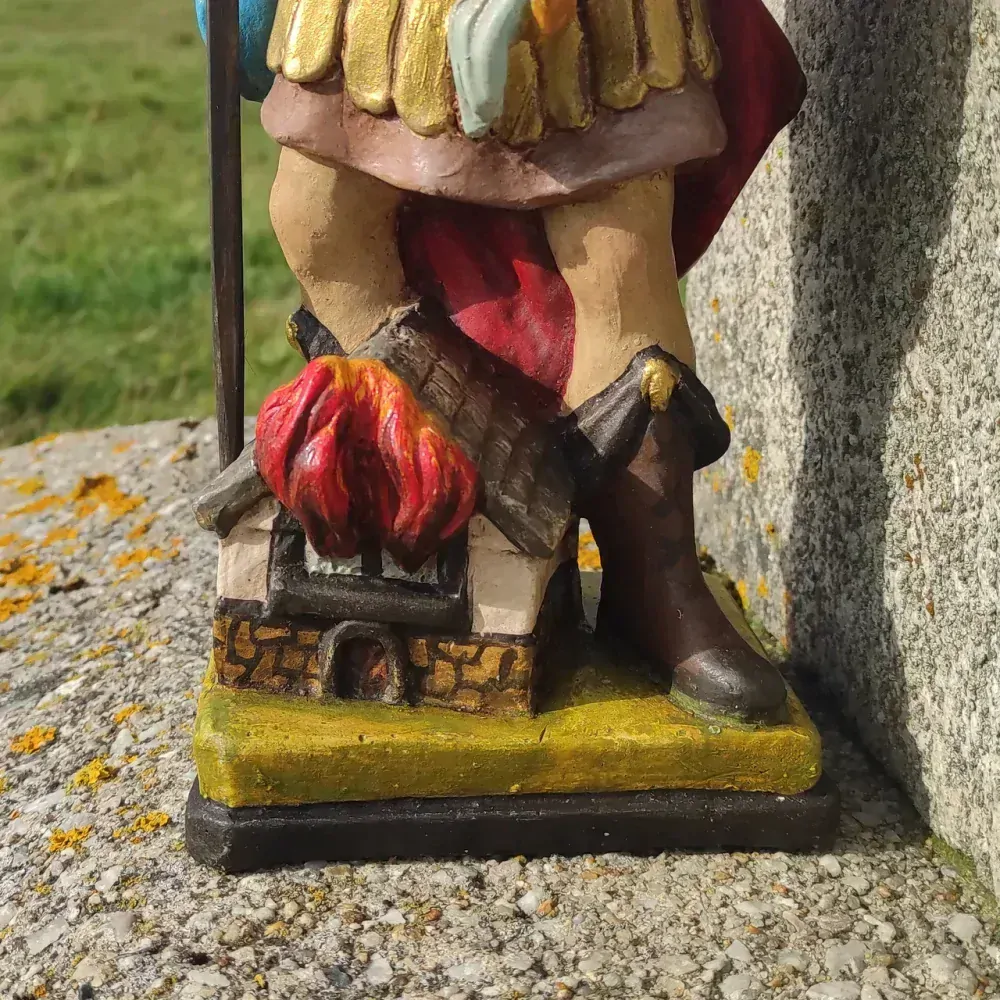 Soška Svatý Florián - 35 cm - modrý prapor