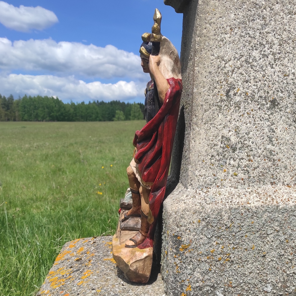 Svatý Florian závěsná soška - výška 52 cm