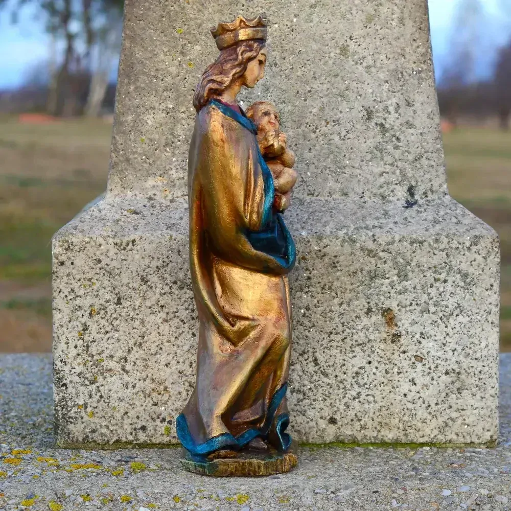 Soška Černá Madona a Jezule - výška 33 cm zlatý plášť