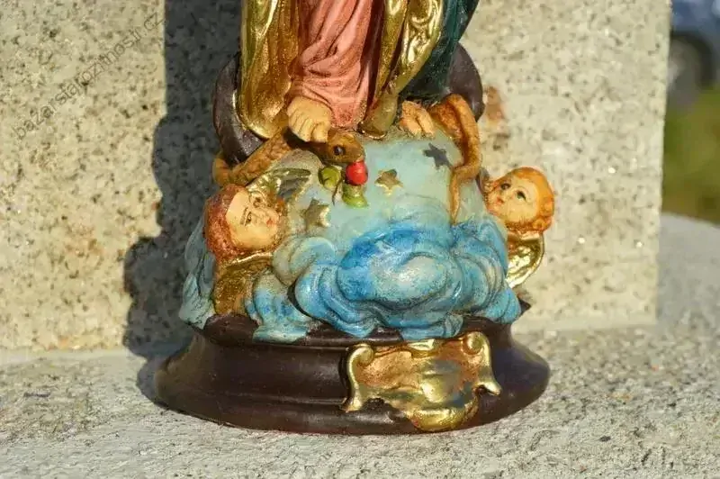 Soška Bohorodička - Panna Marie, modrý plášť - 42 cm