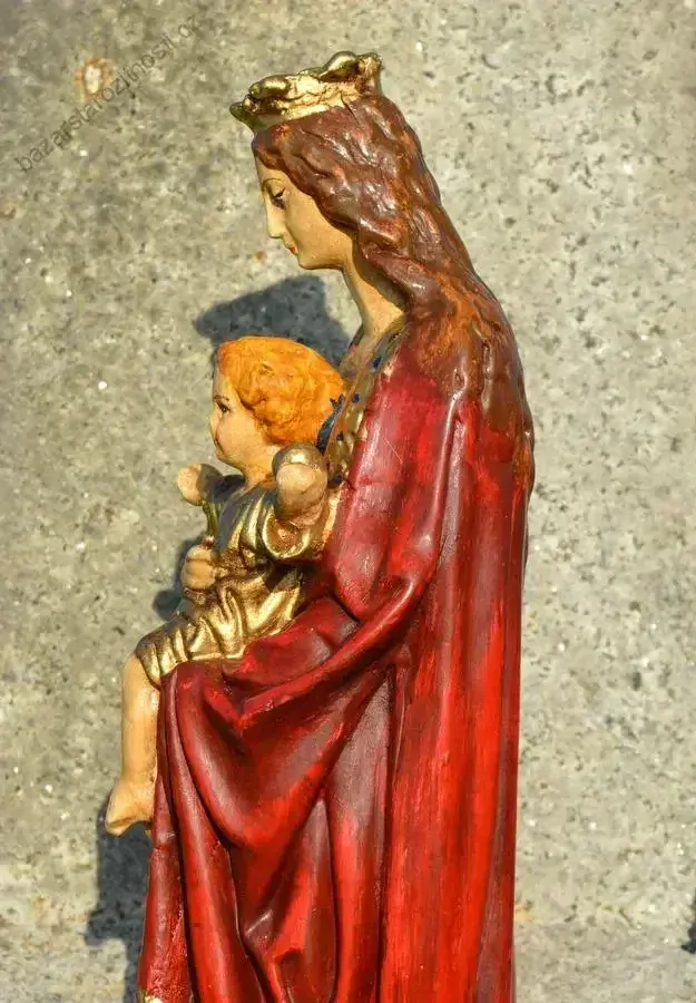 Nanebevzetí Panny Marie a Jezule - socha 43 cm -červený plášť