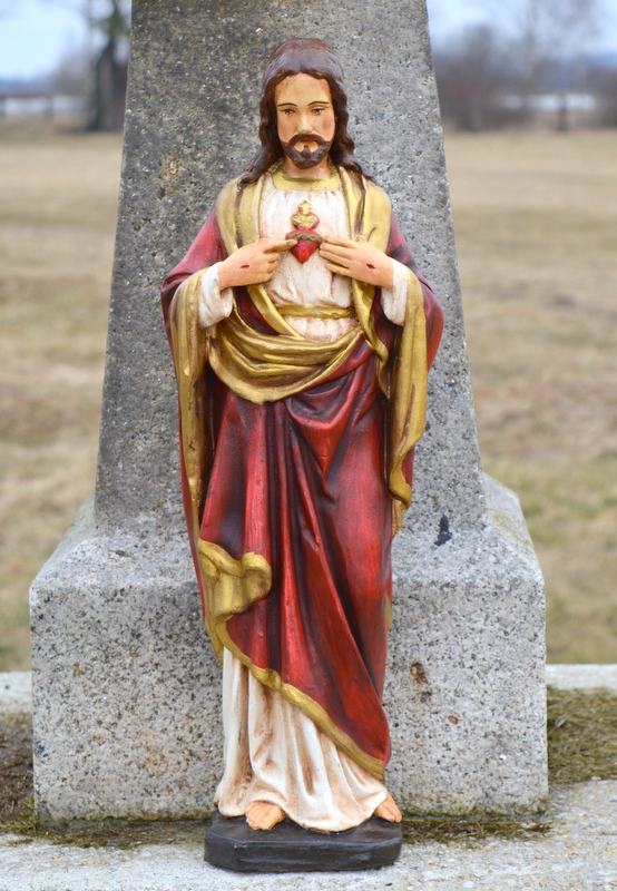 Ježíš s plamenem v srdci 52 cm
