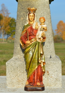 Soška Panna Marie - Královna nebes - světle zelený plášť 52 cm