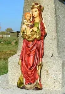 Soška Madona - závěsná plastika (zelenočervená)  50 cm